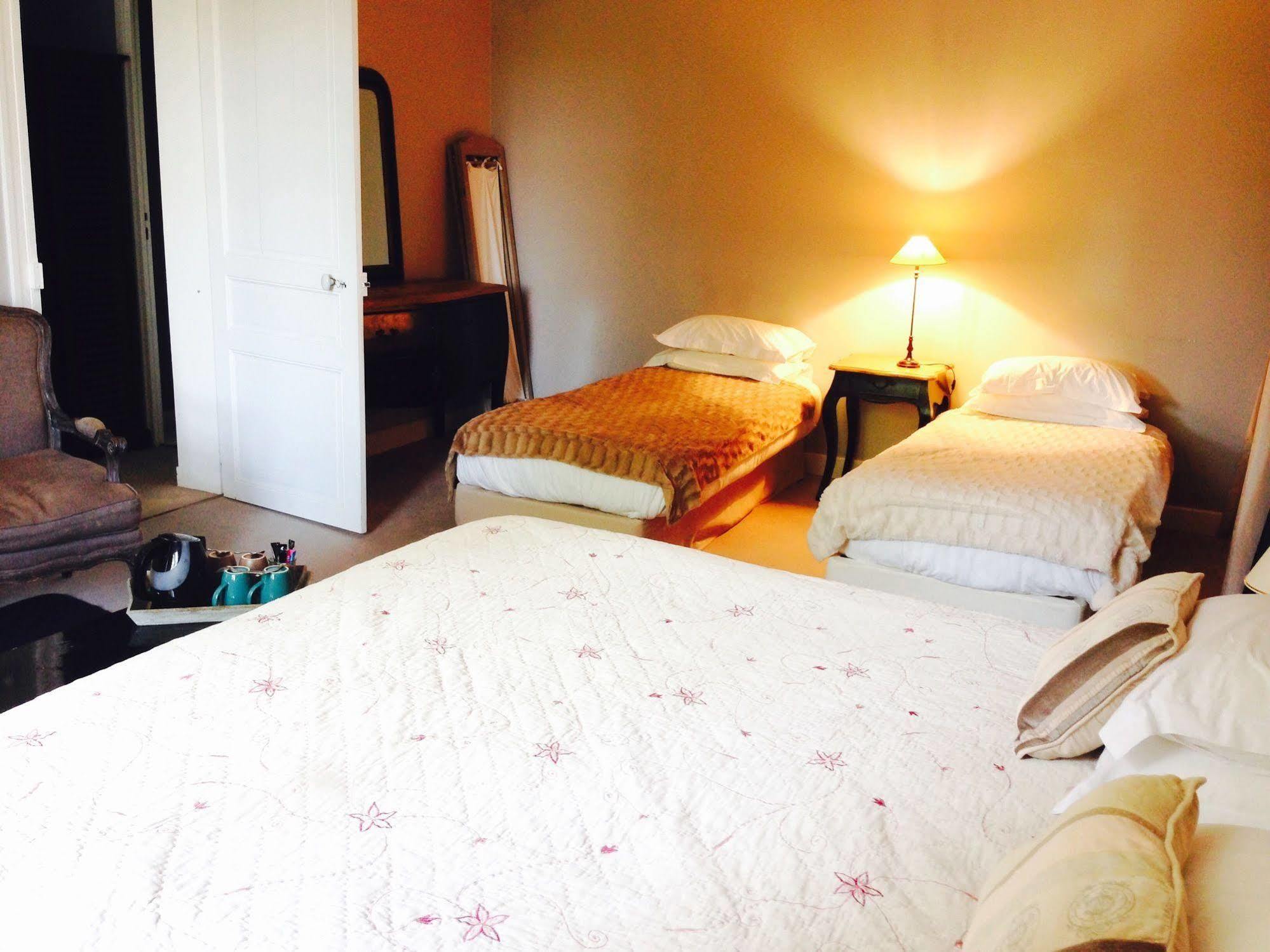 Saint-Pierre-dʼIrube Hotel La Villa מראה חיצוני תמונה