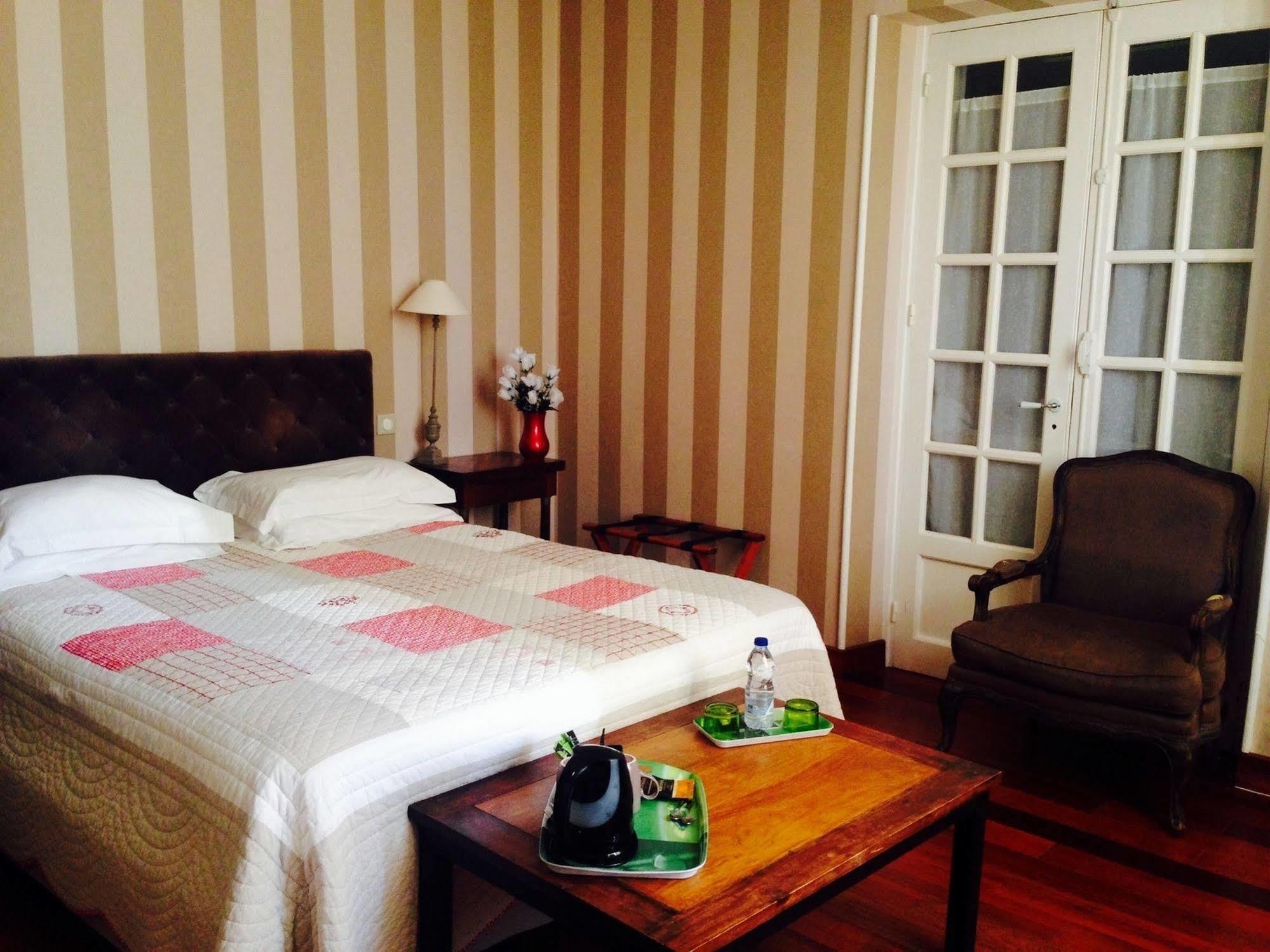 Saint-Pierre-dʼIrube Hotel La Villa מראה חיצוני תמונה