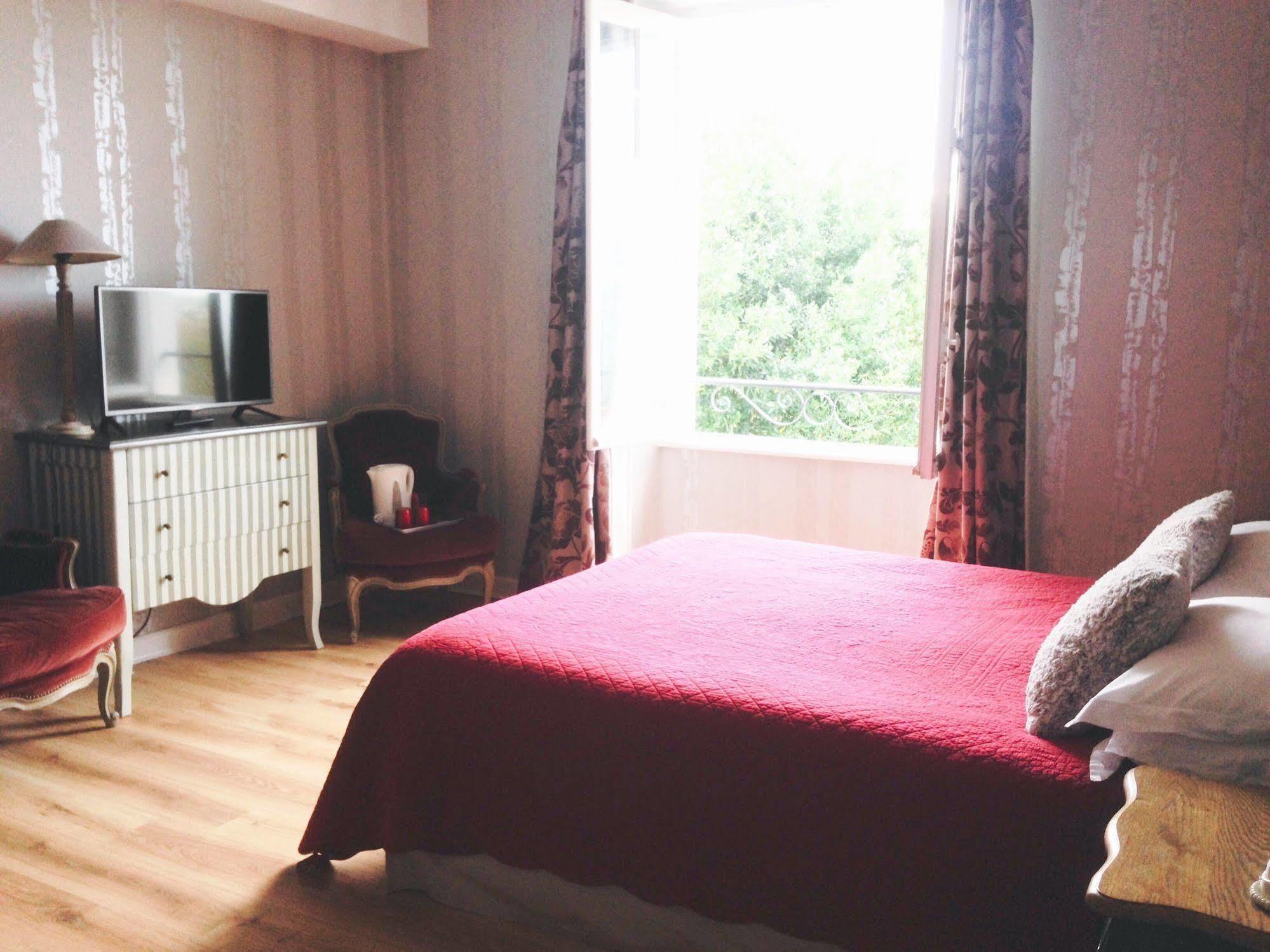 Saint-Pierre-dʼIrube Hotel La Villa מראה חיצוני תמונה
